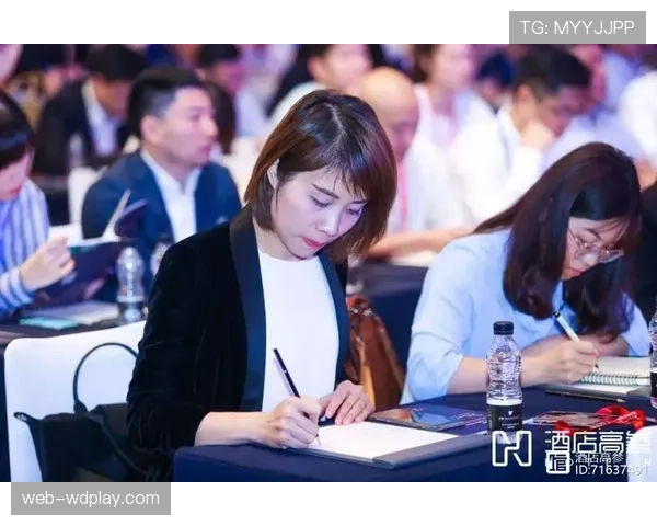 运动科学峰会召开,专家探讨可穿戴设备如何优化球队训练负荷与攻防效率 运动科学峰会召开,专家探讨可穿戴设备如何优化球队训练负荷与攻防效率